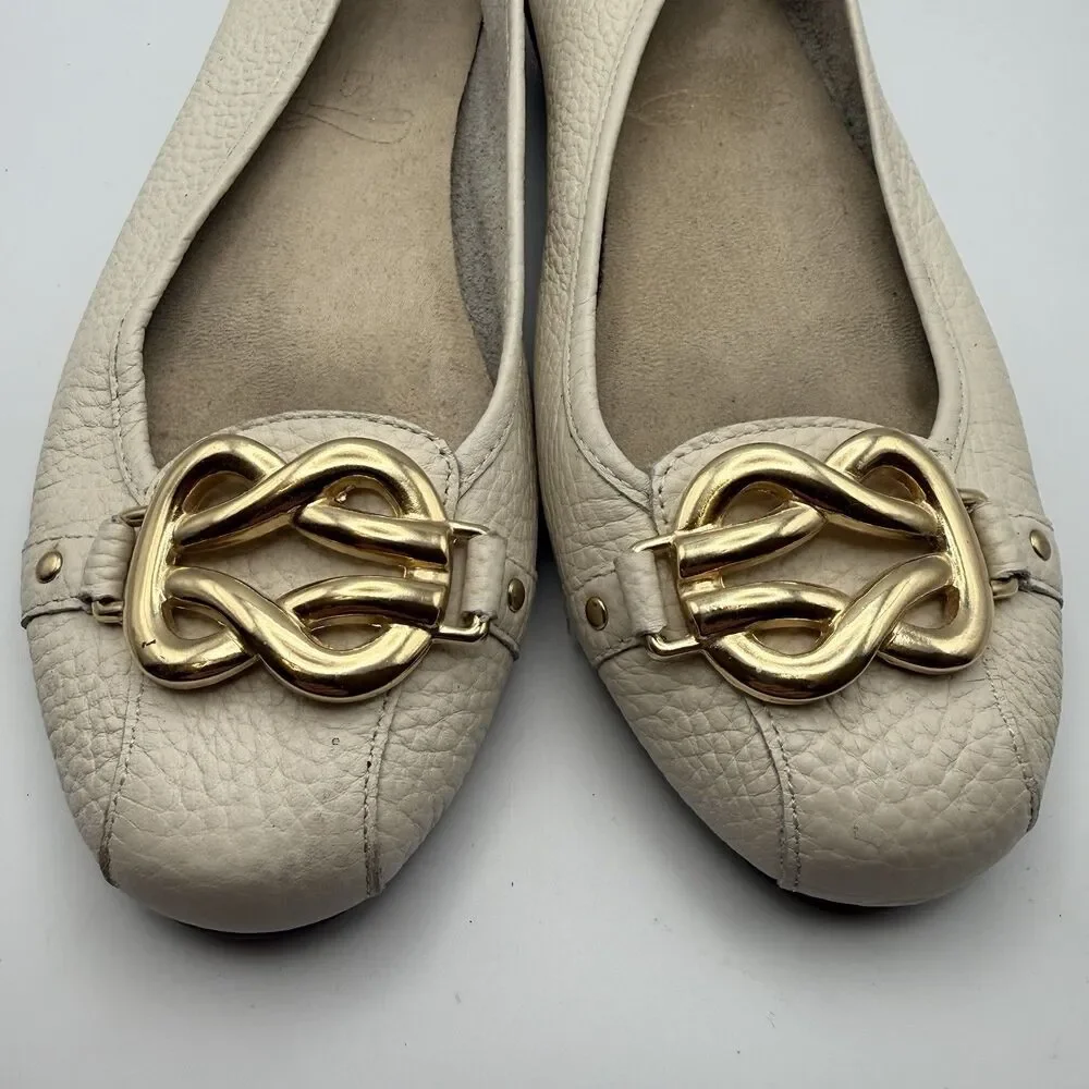 Aerosoles Big Bet Cream Loafers Ballet Flats Gold Buckle Sz 6 1/2 M Comfortable